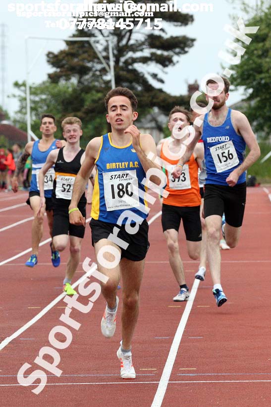 Jimmy Hedley 800 metres Challenge Cup, North Eastern Grand Prix, Monkton Stadium, Jarrow. Photo: David T. Hewitson/Sports for All Pics